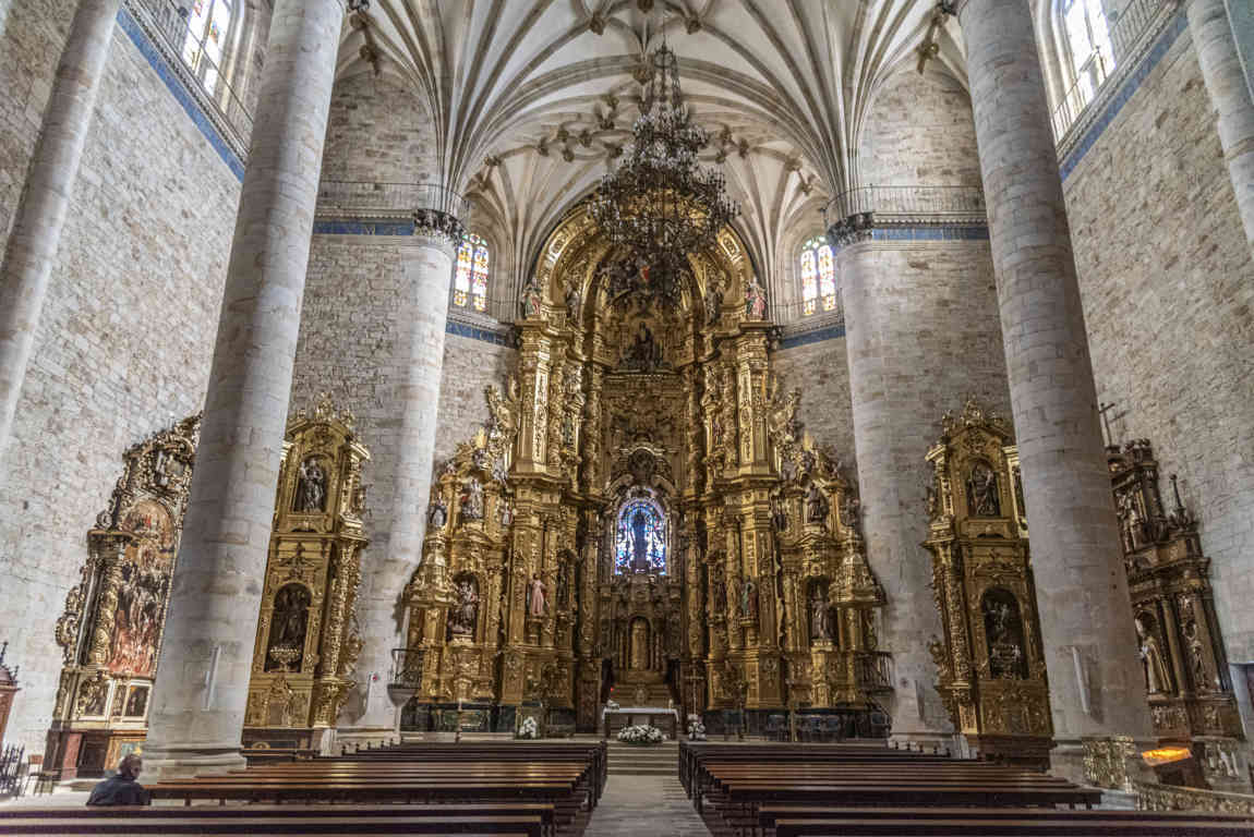 Vizcaya - Elorrio 09 - iglesia de la Purísima Concepción.jpg